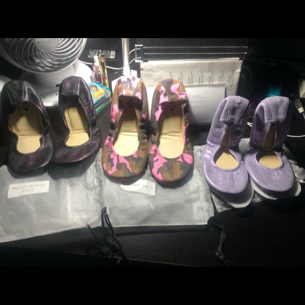 Storehouse flats size 8